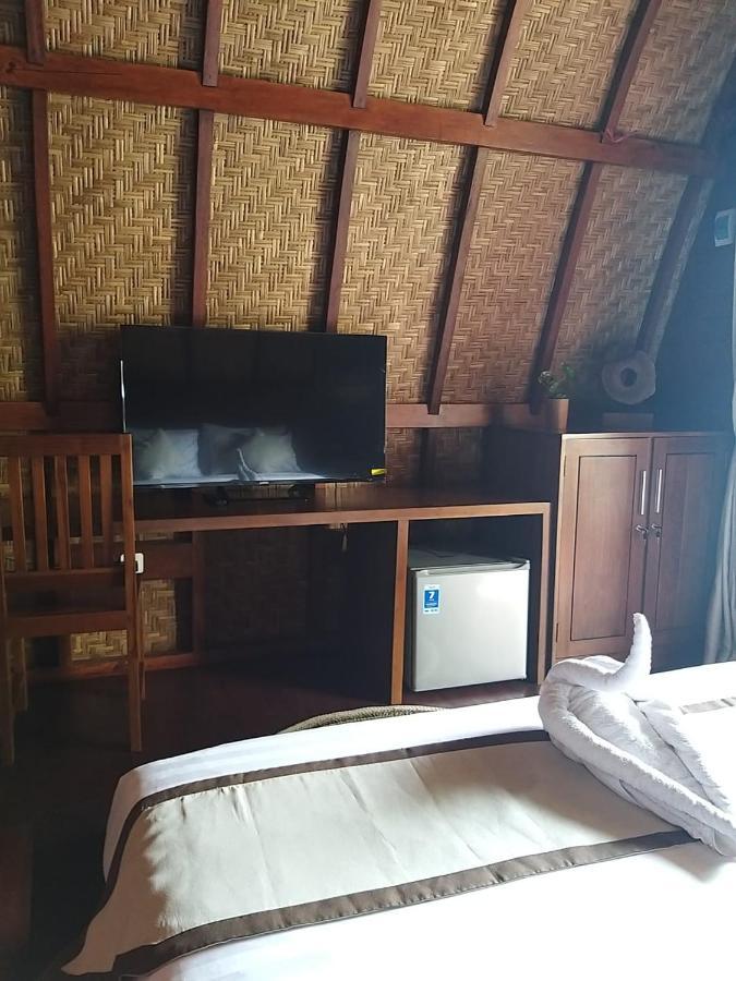 Pavilla Labuan Bajo Exteriör bild